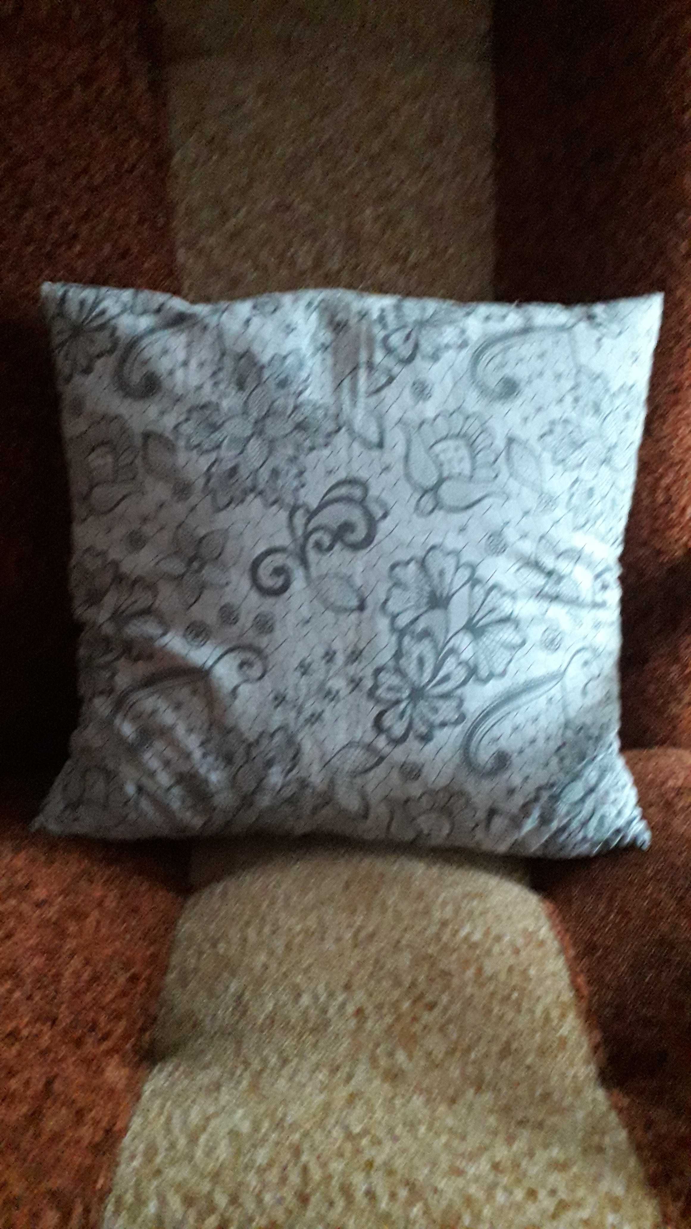 Poduszka ozdobna LOTUS 40x40