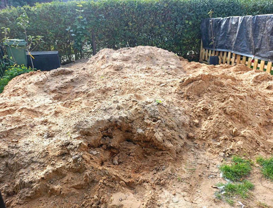 Oddam ziemię i piasek Polkowice