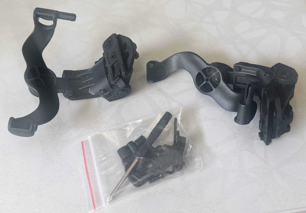 Кріплення чебурашки активних навушників на шолом Fast,Earmor,Walker