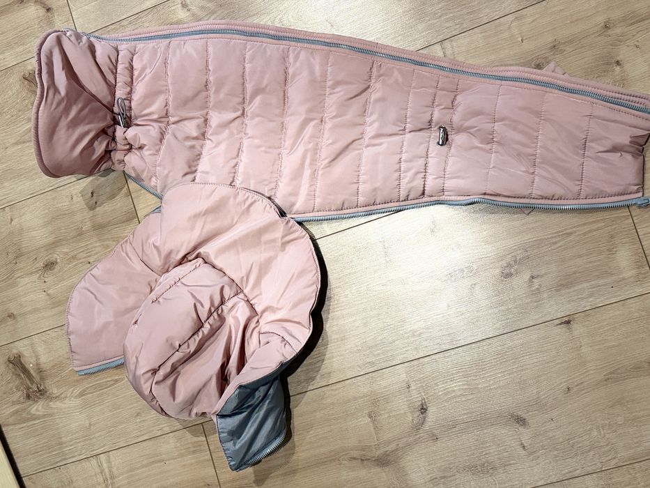 Слінгокуртка, куртка для вагітних та годуючих