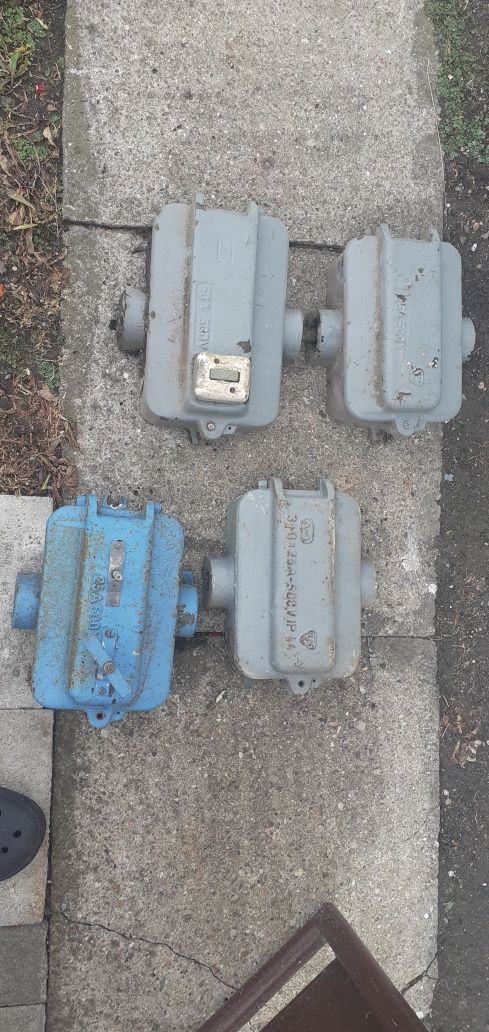 Stare rozdzielnie elektryczne