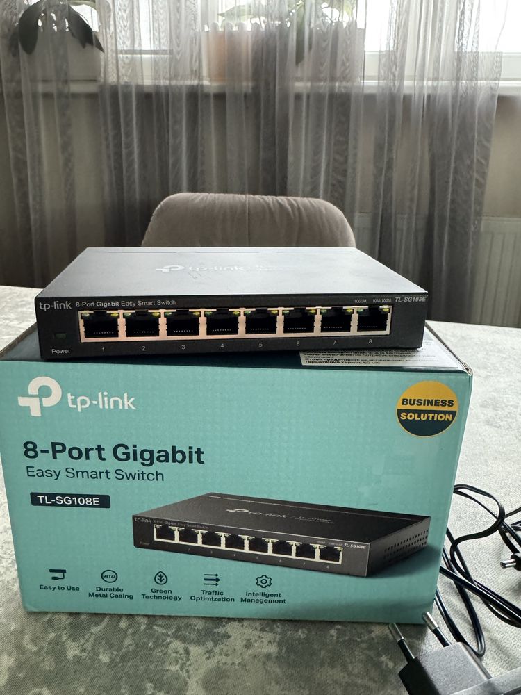 Комутатор   TP-Link TL-SG108E