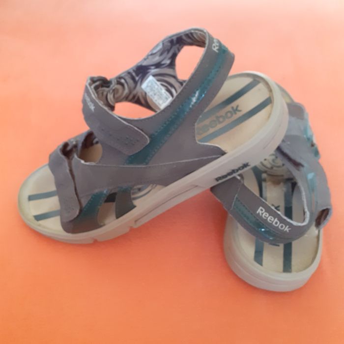 Sandały chłopięce Reebok rozm. 36,5 36-37 chłopiec