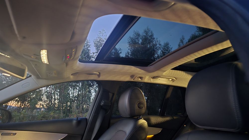 Mercedes-Benz C220