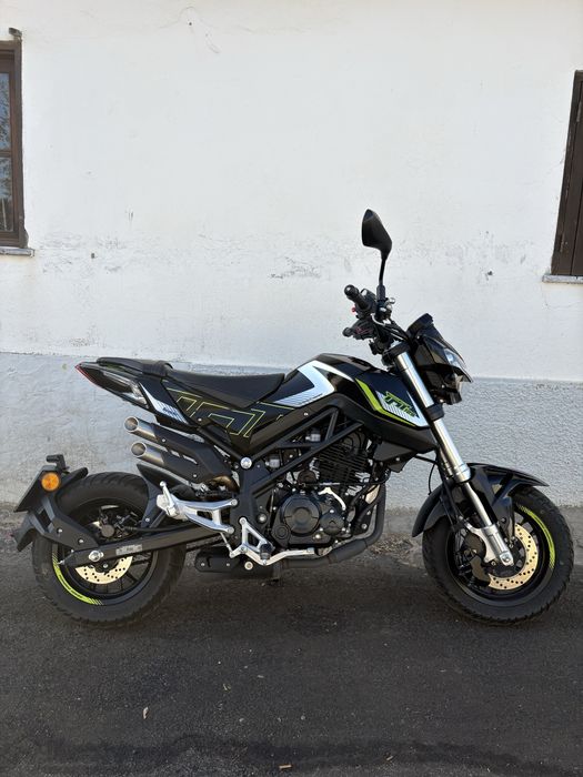 Benelli TNT 125 de 2023