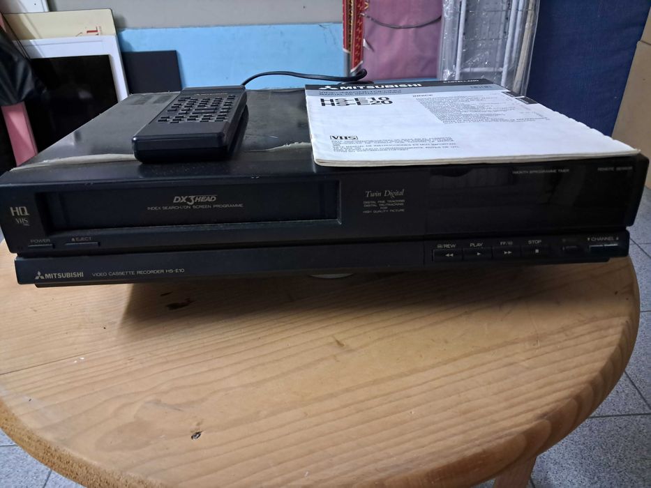 Leitor VHS Mitsubishi