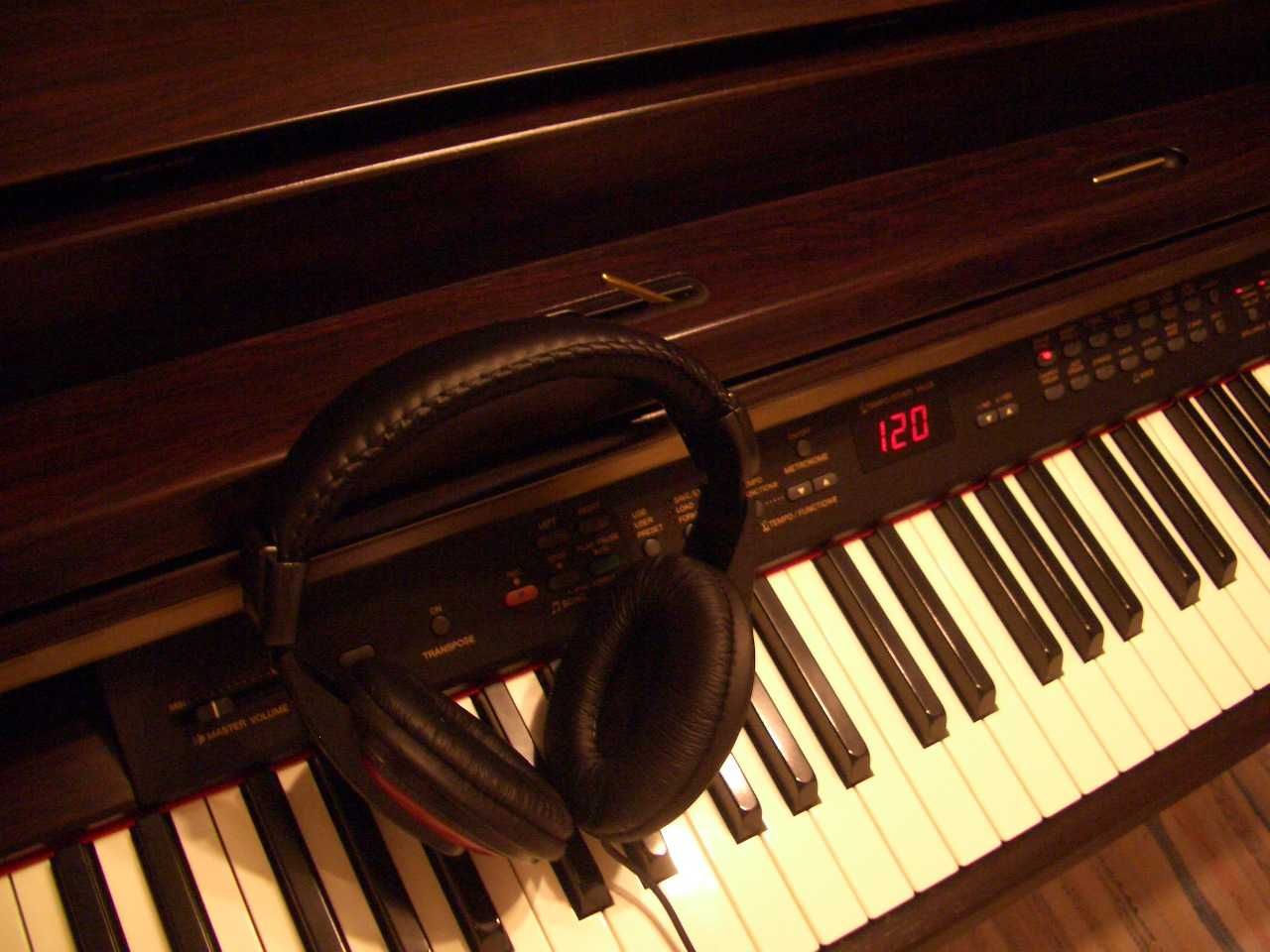 Piano Yamaha Clavinova CLP