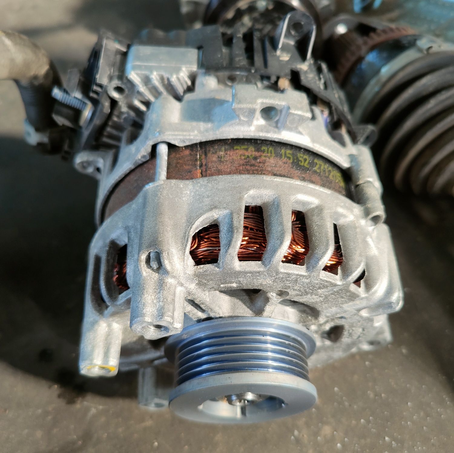 Fiat Panda III 500 1.0 hybrid alternator Lancia Ypsilon 005.218.14000