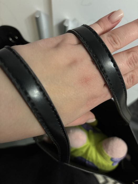 Жіноча  чорна сумка MOHITO