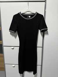 Czarna sukienka z lampasami obcisła na lato na wakacje 34 H&M DIVIDED