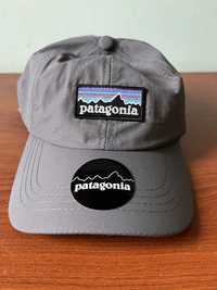 Patagonia кепка сіра