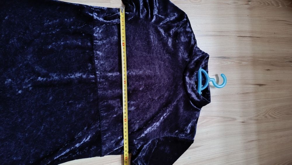 Sukienka XS welurowa fiolet święta