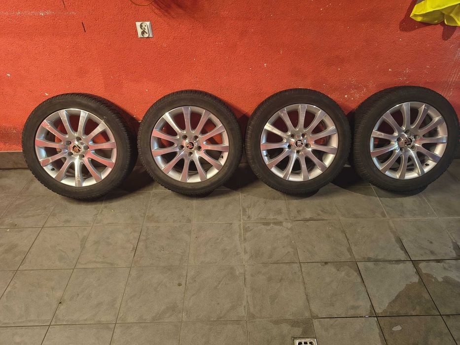 Skoda Yeti 5L Felgi aluminiowe 5X112 R17 - komplet 4 sztuki