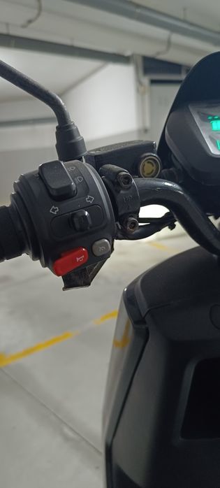 Moto elétrica NIU 5000km