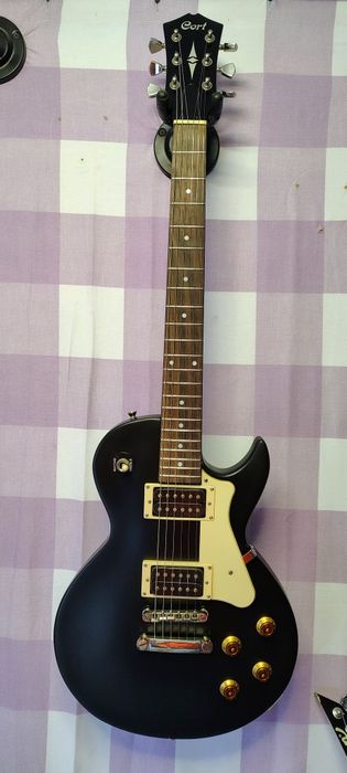 Электрогитара Cort CR 100