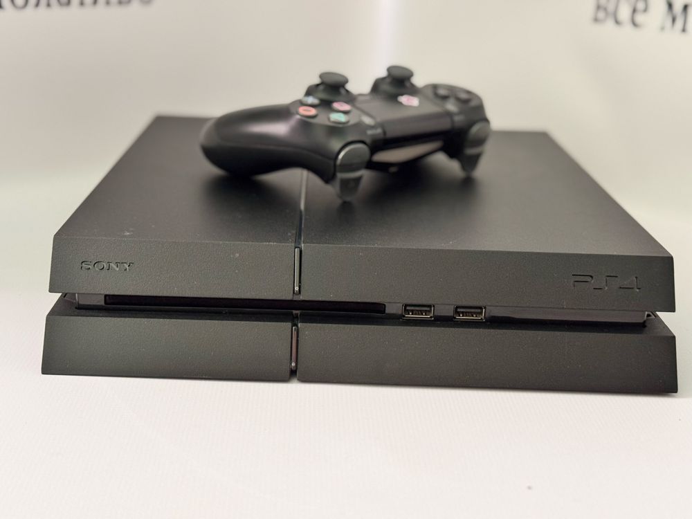 Sony PlayStation 4 FAT 500 ГБ (Black)