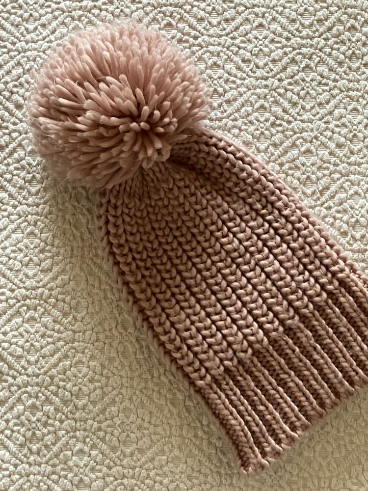 Gorro com pompom grande – Parfois