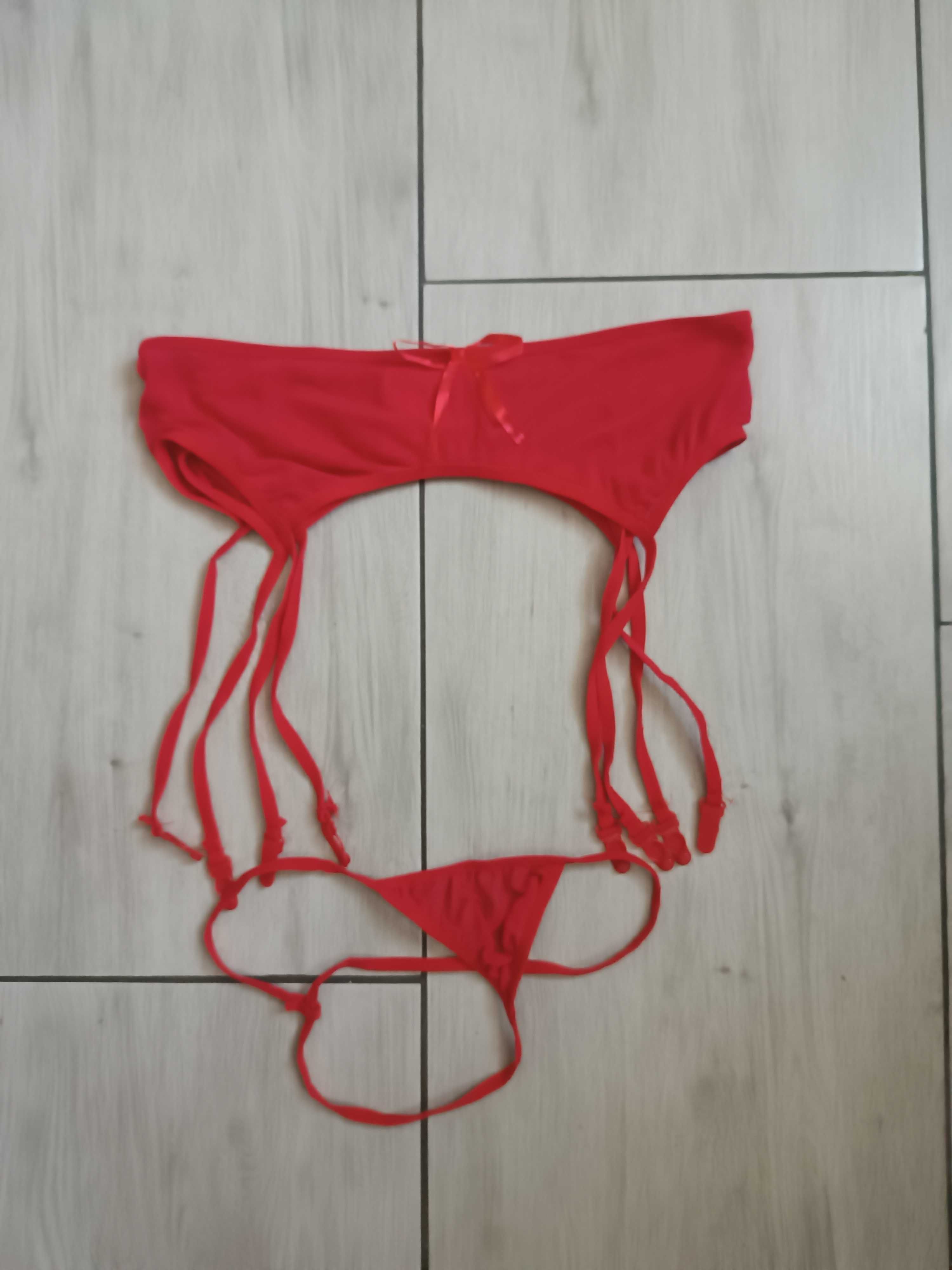 Pas do pończoch plus stringi