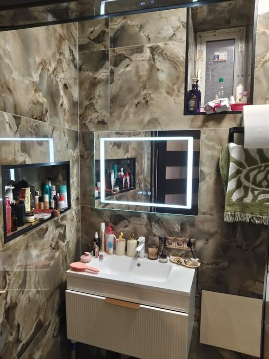 Продаж будинку в центрі міста