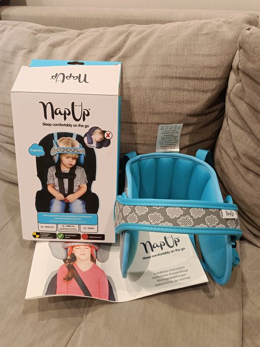 NapUp opaska podtrzymująca głowę dziecka.