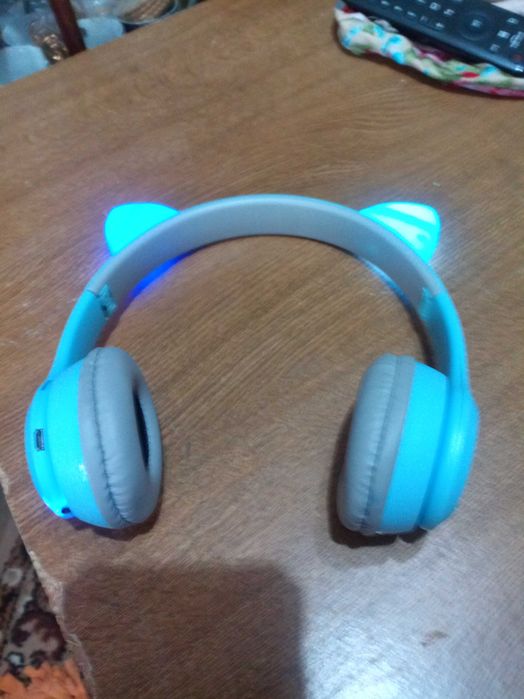 Fones por bluetooth menina