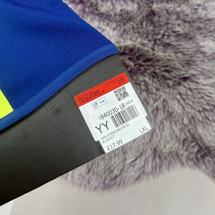 Новий снюд Nike Strike ХЛ розмір 00126