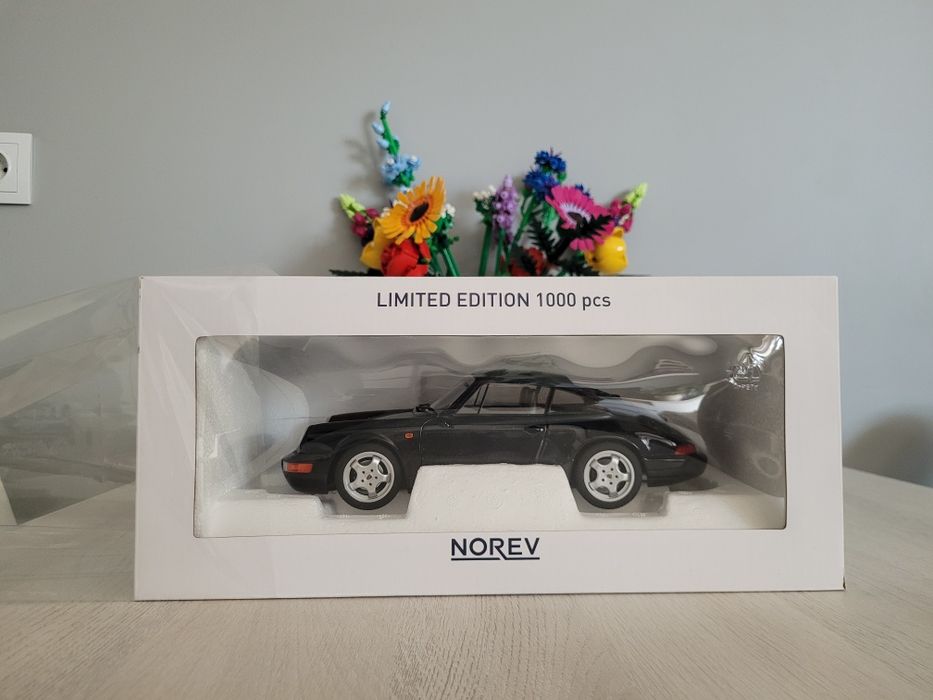 Porsche 911 Carrera 964 Dark Blue Norev 1:18