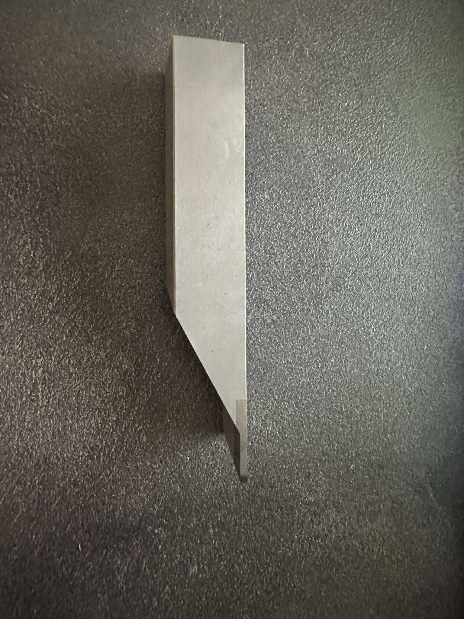 Nóż Tokarski Diamentowy do felg  CNC 25X25L 150xR1.5