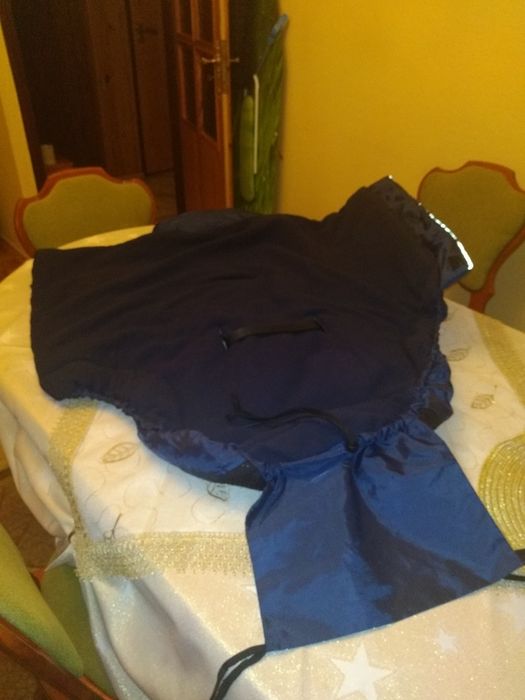 Sanki drewniane z metalowym oparciem i płozami