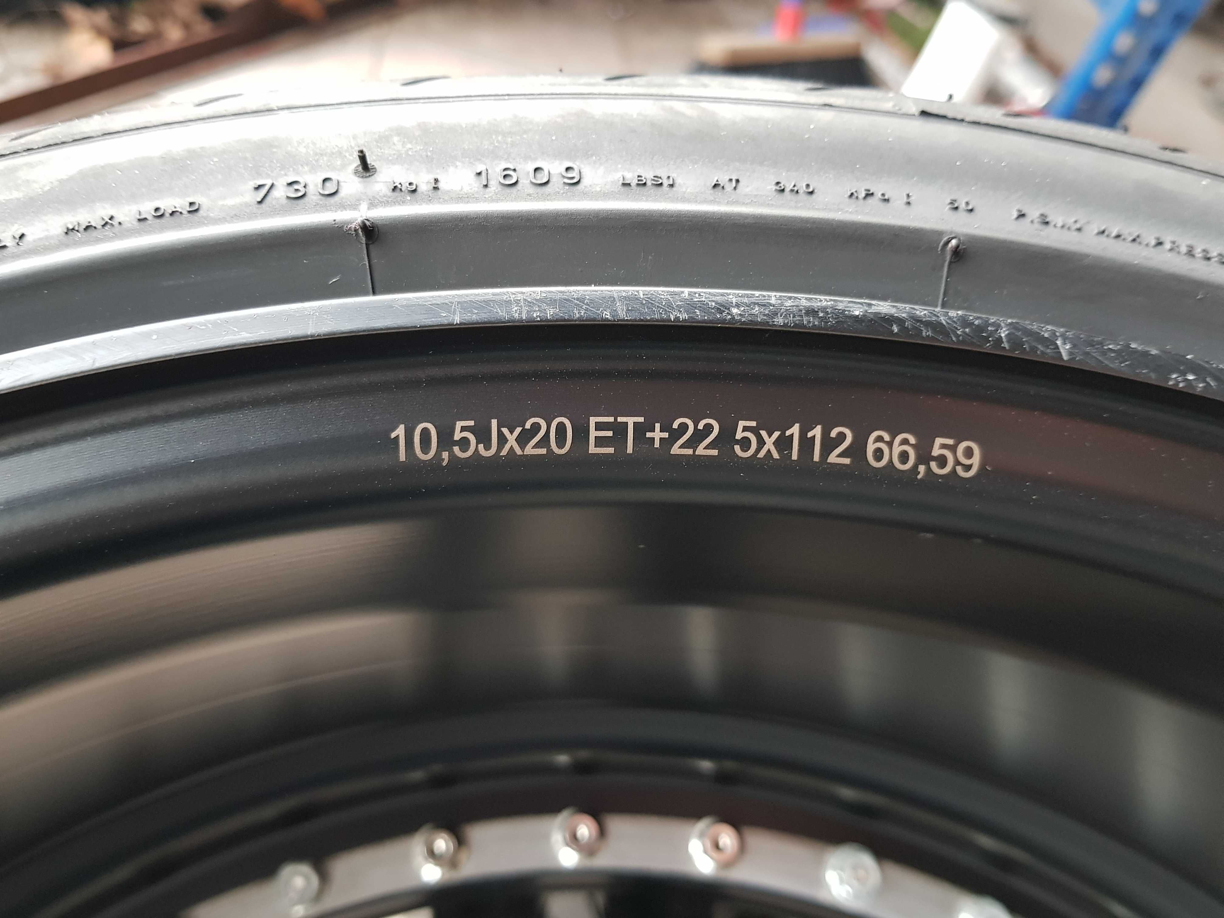 Skręcane Schmidt FS 10,5x20 et22 5x112 pirelli 275/30/20 Audi RS5 RS4