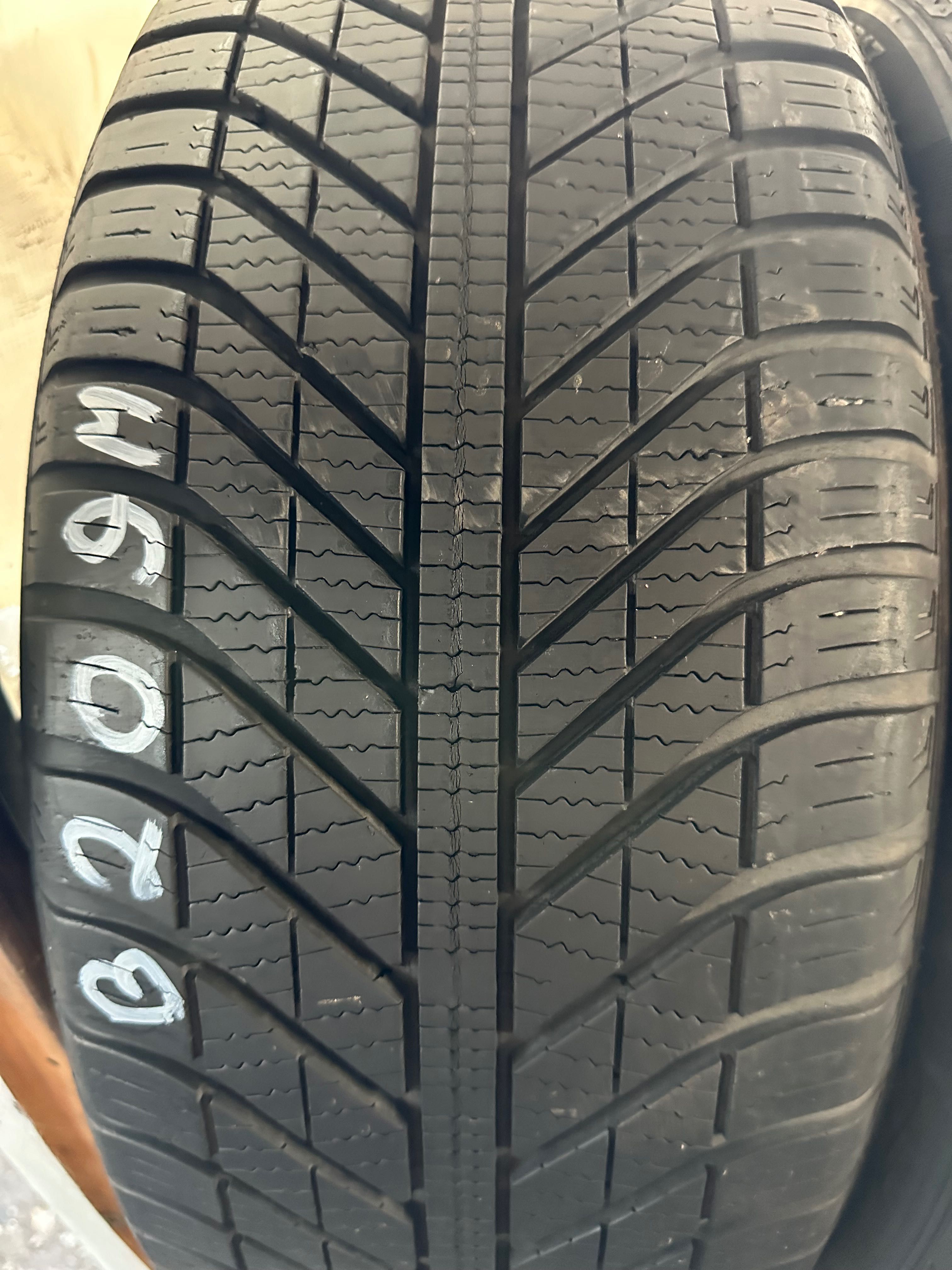 Opony wielosezonowe 225/50R17 GOOD YEAR 4 season