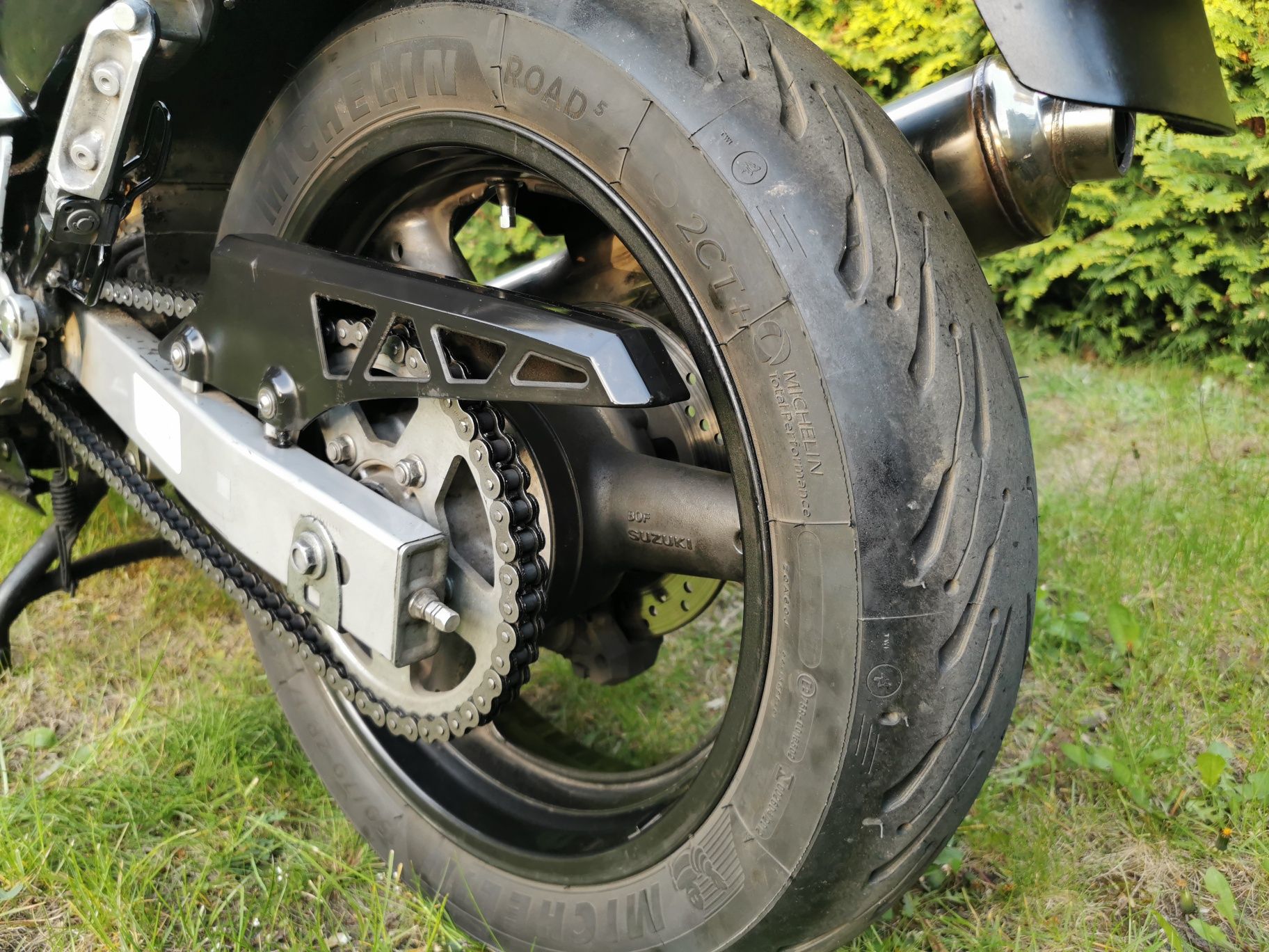 Suzuki GSX 750 F w idealnym stanie