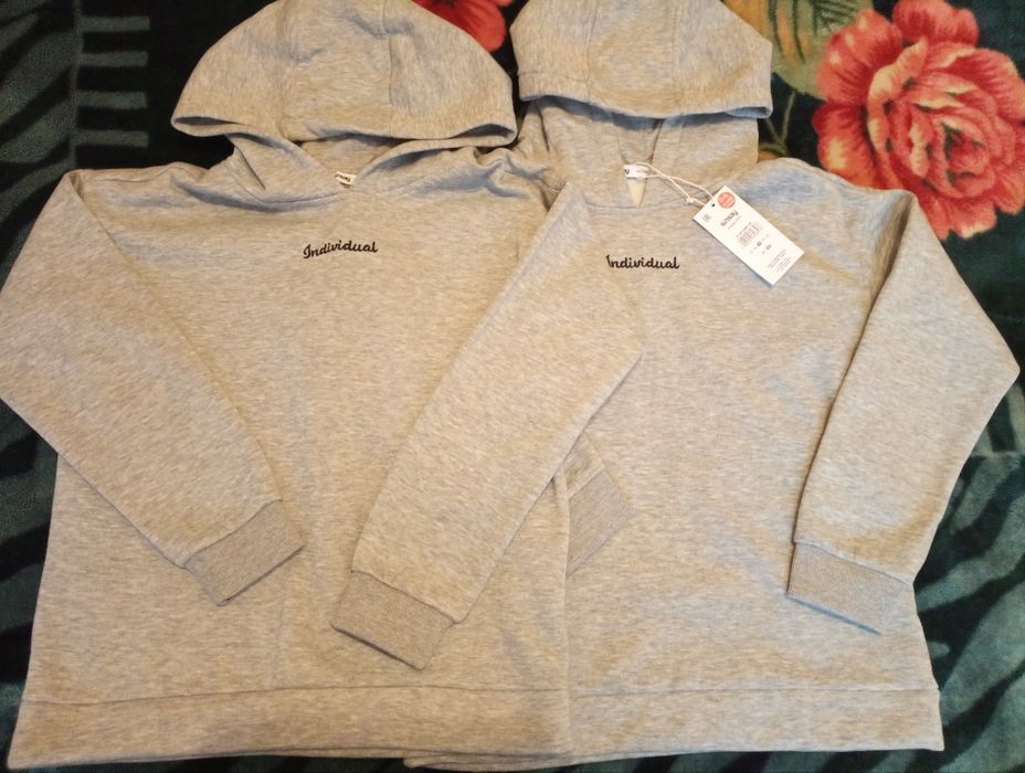 Продам толстовки для девочек