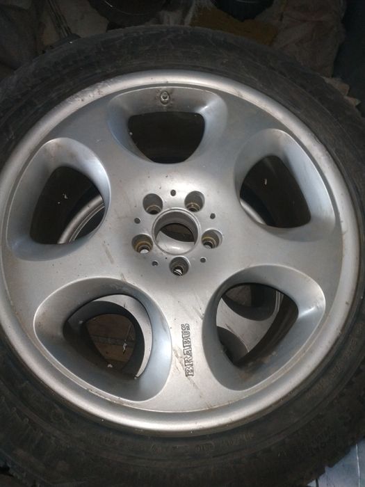 Продам зимову гуму nokian hakkapeliitta 285/50R20