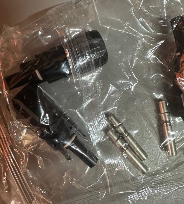 MC4-конектор акумулятор