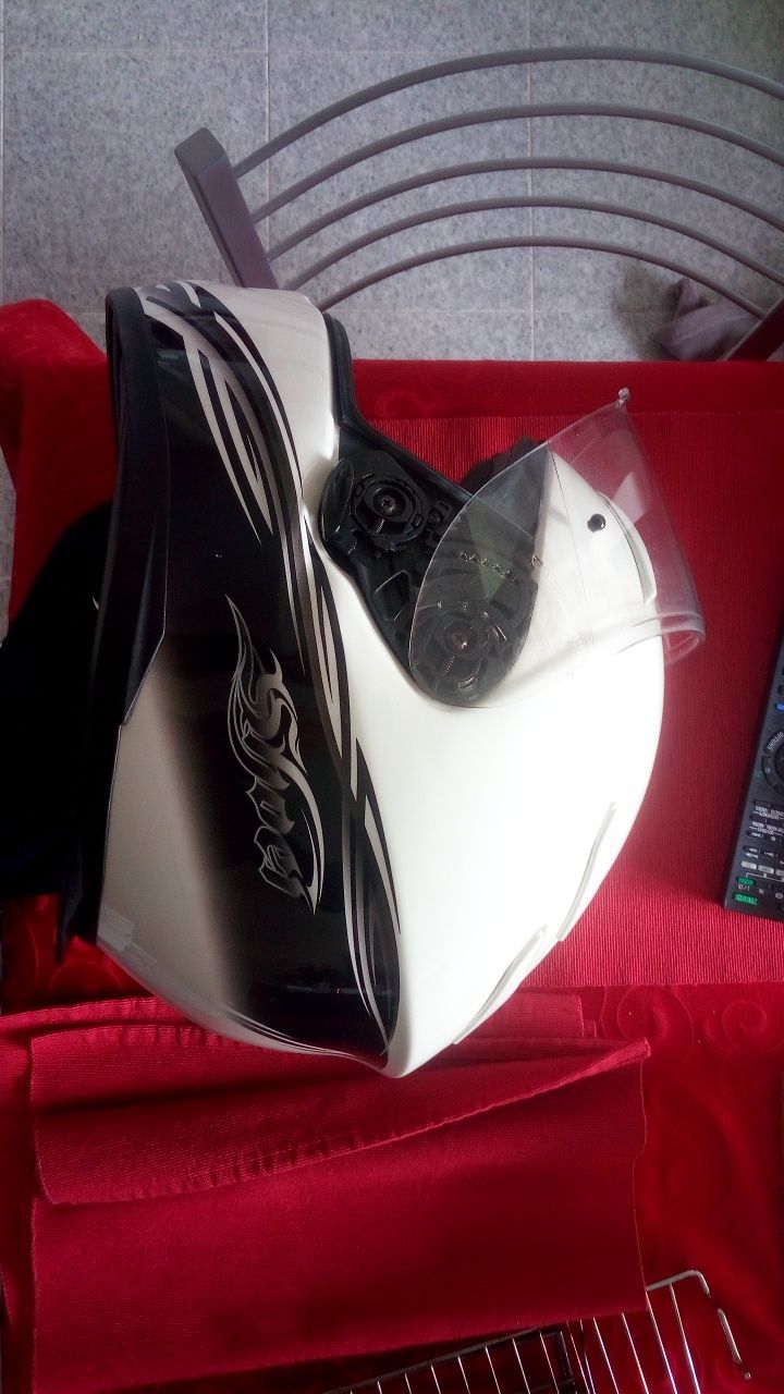 Capacete Shoei XR-1100 (preço desta semana)