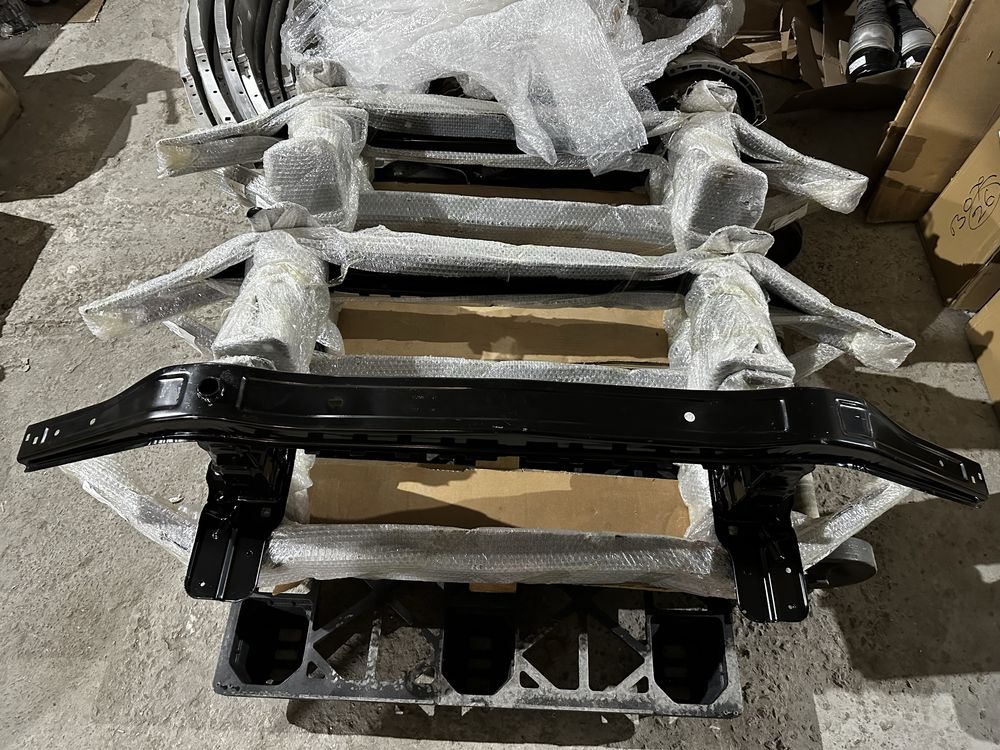 Передняя панель телевизор Мерседес CLA GLA 156 C 205 GLC 253 E 213