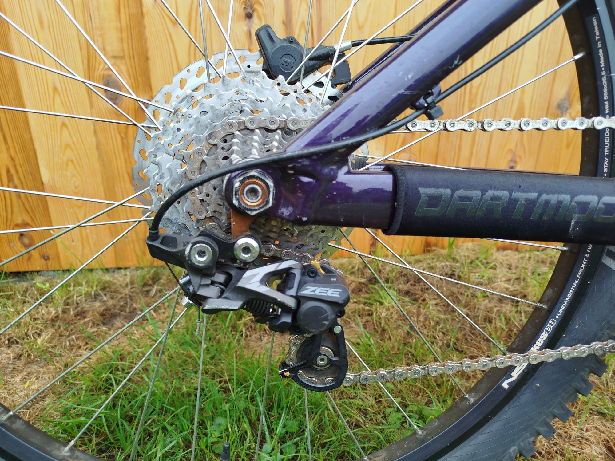 Dartmoor hornet 2018 Mullet  rozmiar ( M )