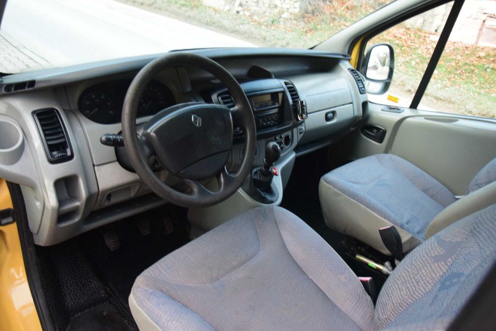 Renault TRAFIC 1.9 DTI 101.KM 6-Osobowy LONG 6-biegów Klima Vivaro