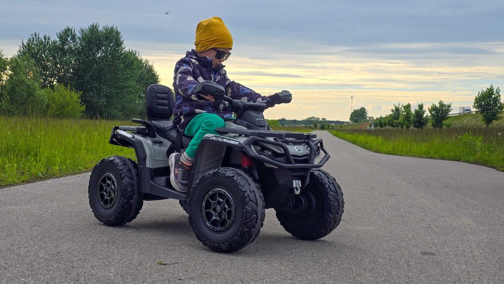 Duży i mocny QUAD OUTLANDER 24V dla dzieci napęd 4x200W