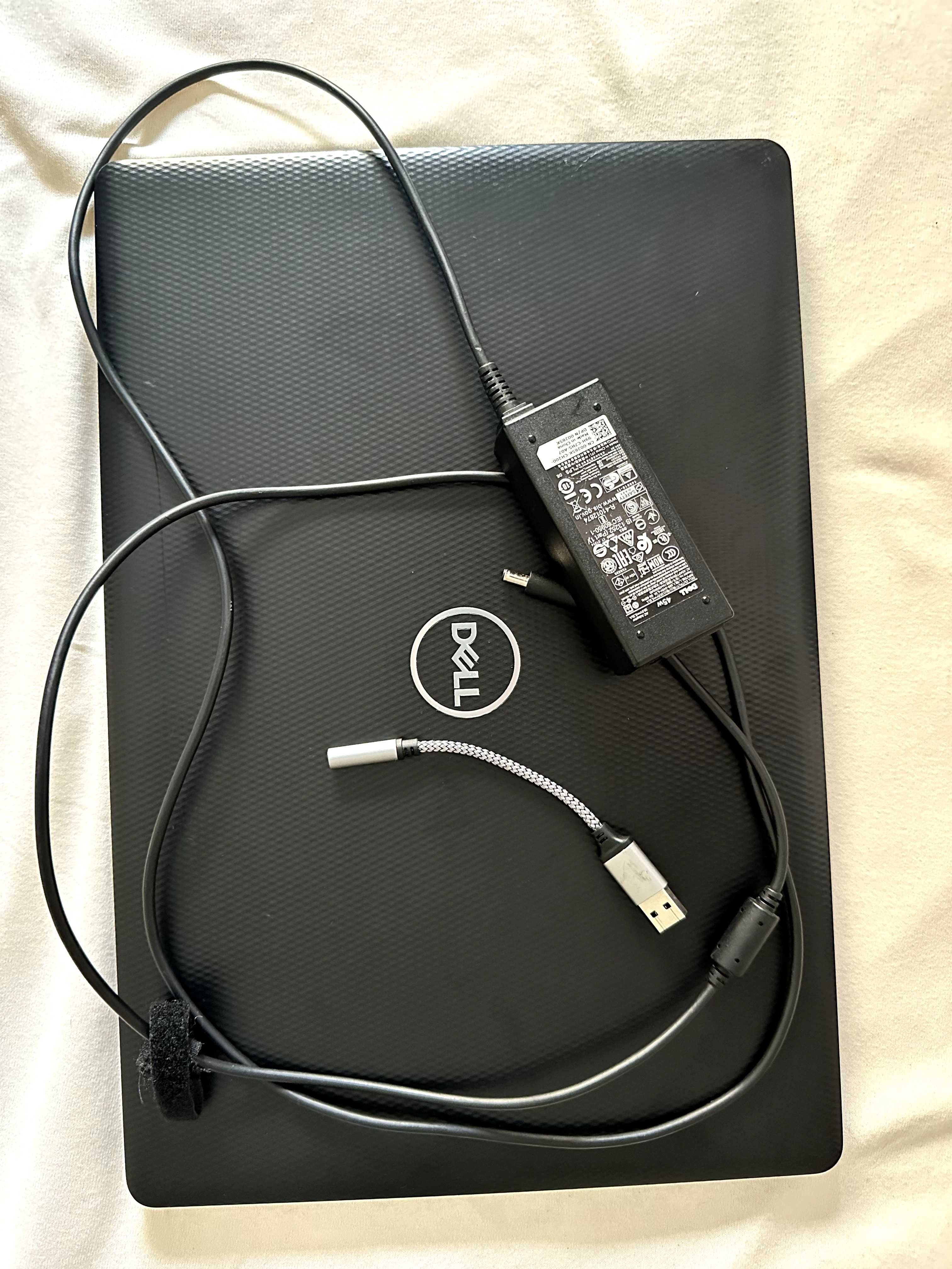 В гарному стані  Ноутбук Dell Inspiron 3584