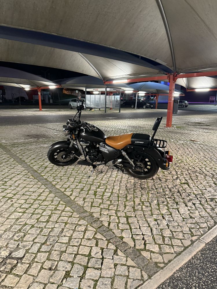 Vendo moto keeway como nova