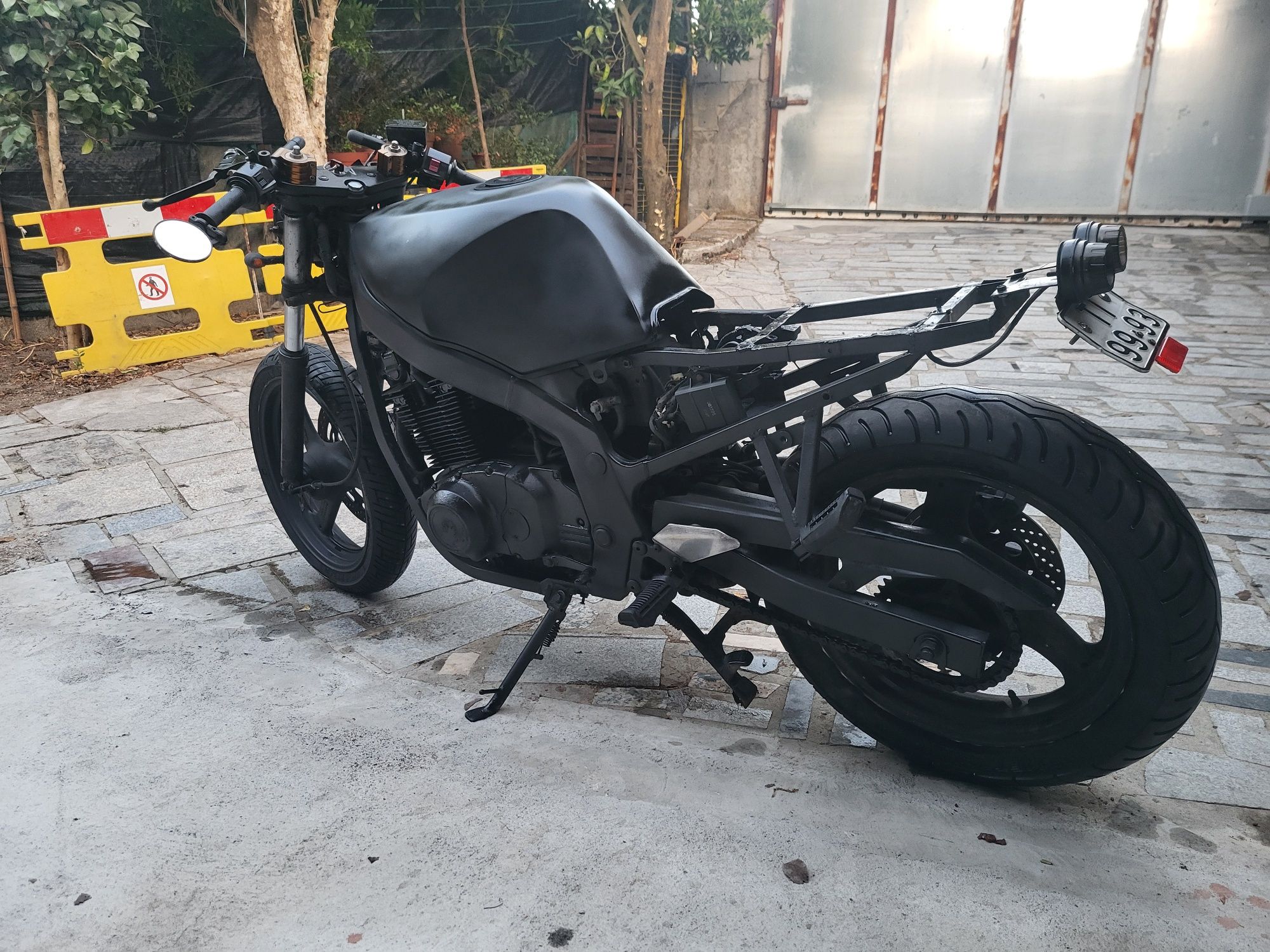 SUZUKI GS 500 Cafe Racer