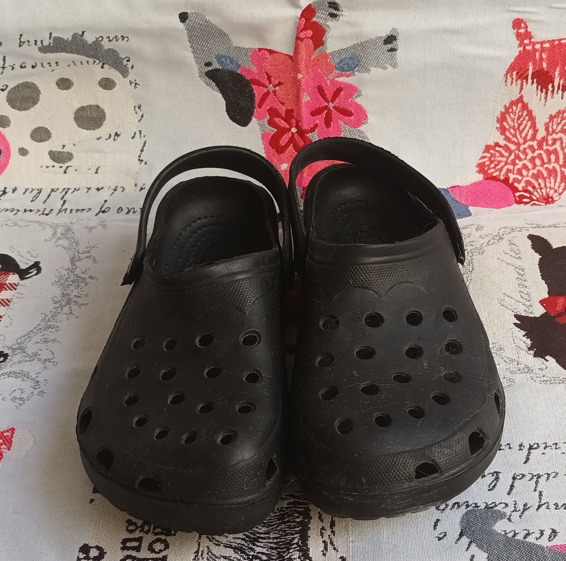 Crocs/ socas chinelo