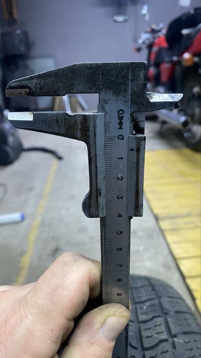 Пара покрышек на ваз