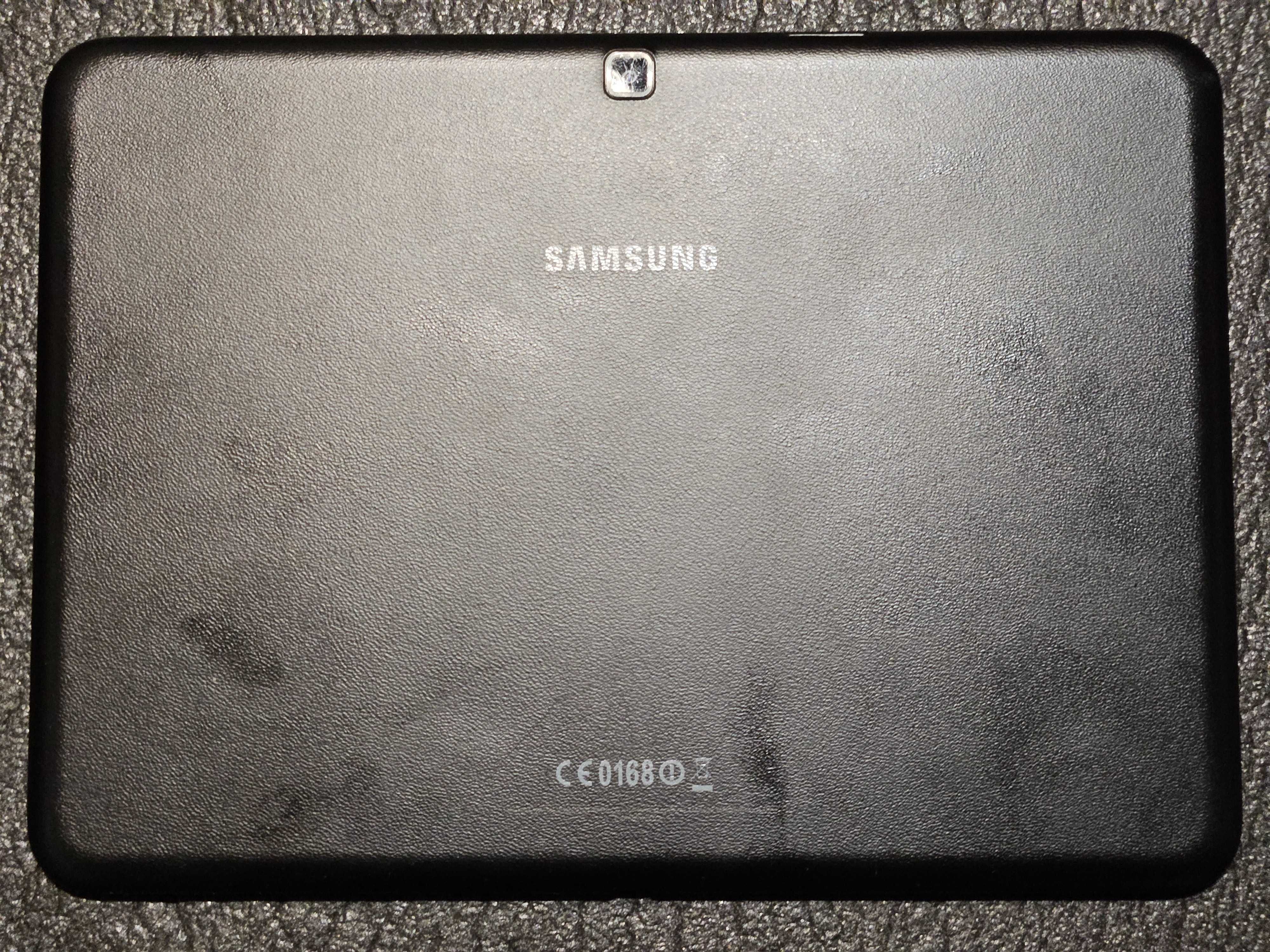 Samsung Galaxy Tab 4 (SM-T530) z LineageOS (Android 11)