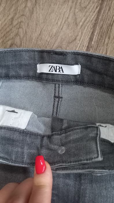 Нові джинси Zara для дівчинки