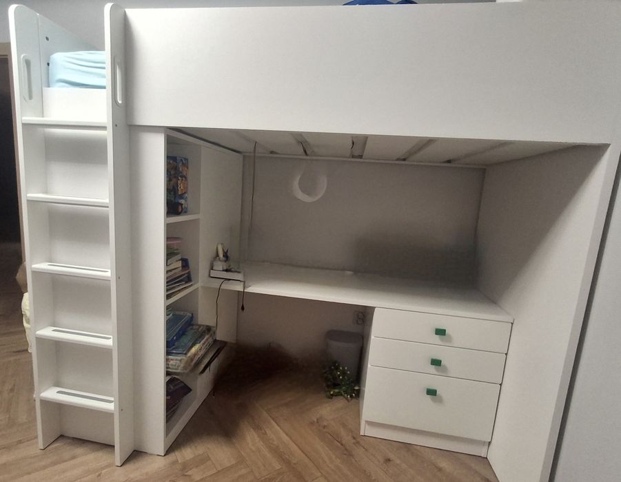 Sprzedam łóżko piętrowe z biurkiem i szafą IKEA