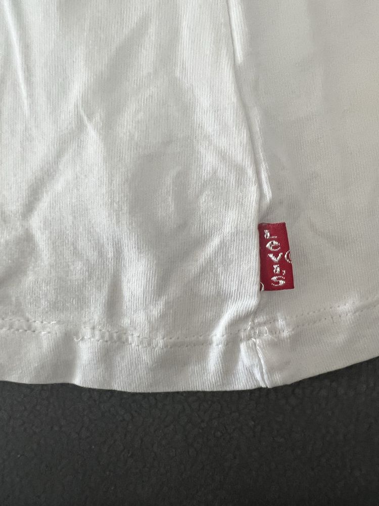 Levis biały t-shirt r. 6/7 lat