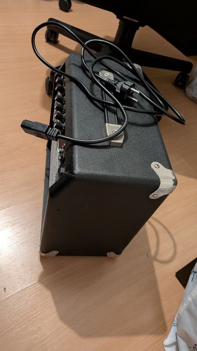 Amplificador Fender Frontman 15g